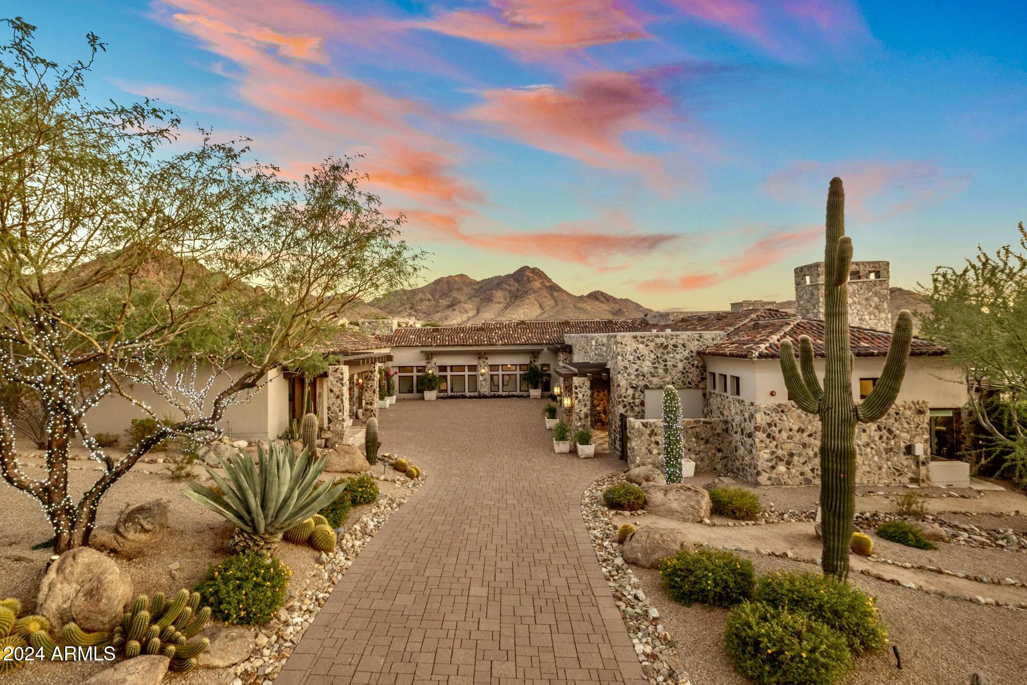 10953 E TUSAYAN Trail