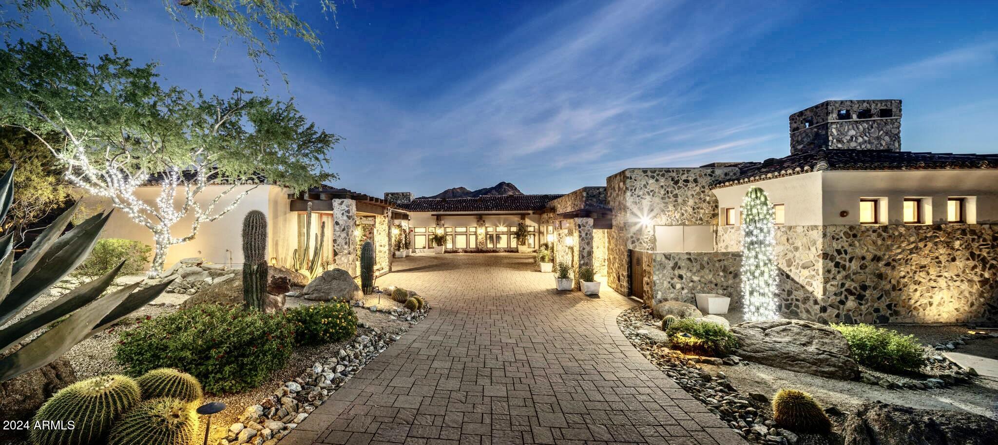 10953 E TUSAYAN Trail