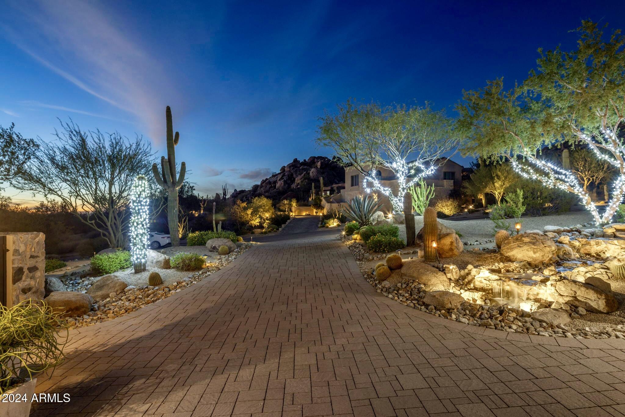 10953 E TUSAYAN Trail