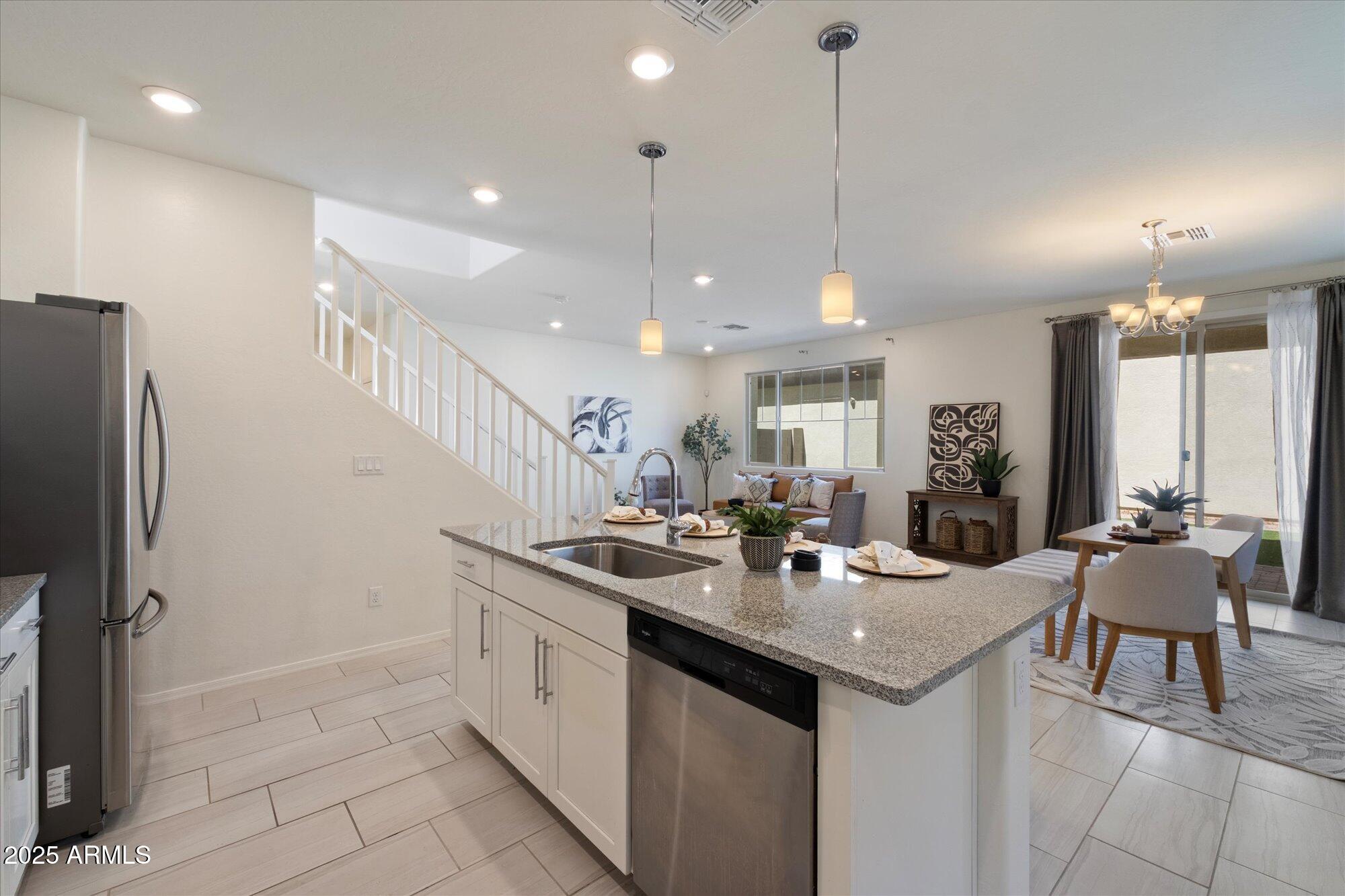 2952 S WASHINGTON Street