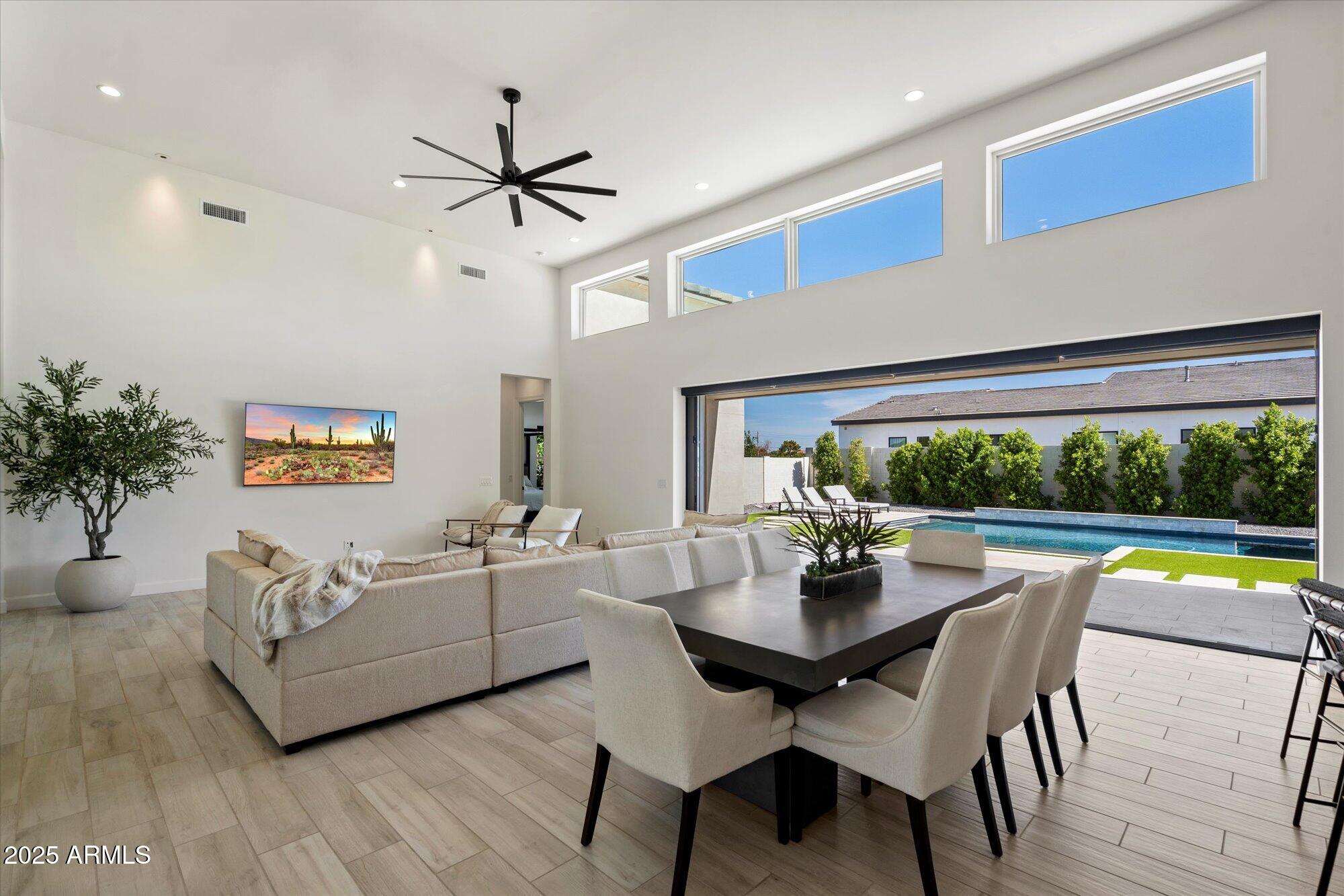 21985 E SUNSET Drive