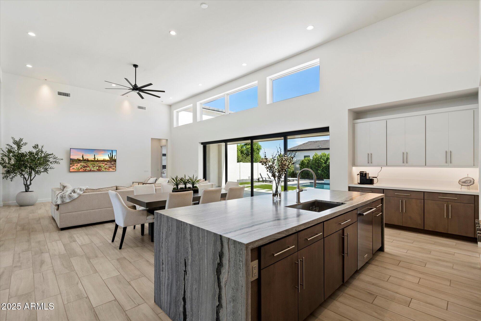 21985 E SUNSET Drive