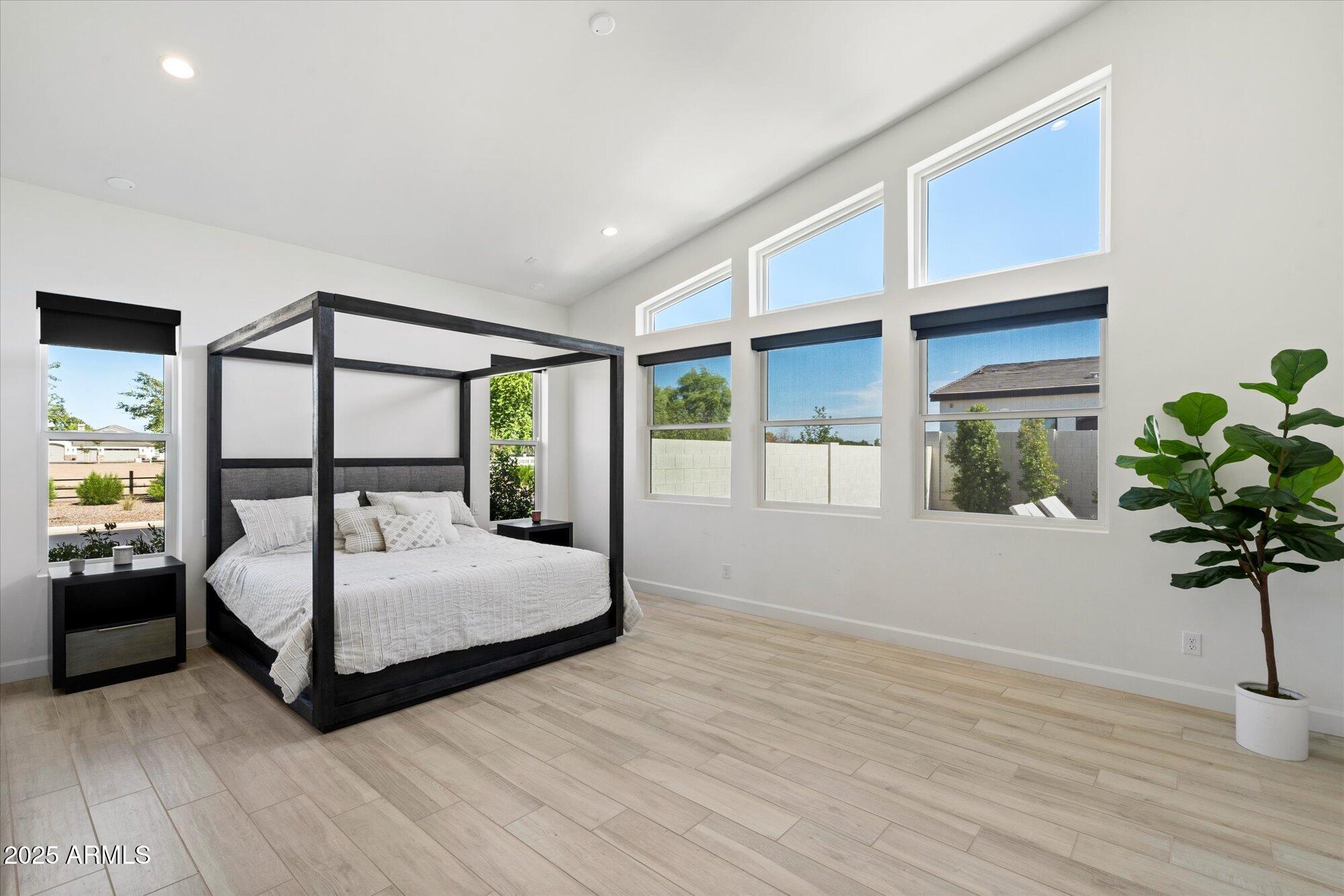 21985 E SUNSET Drive