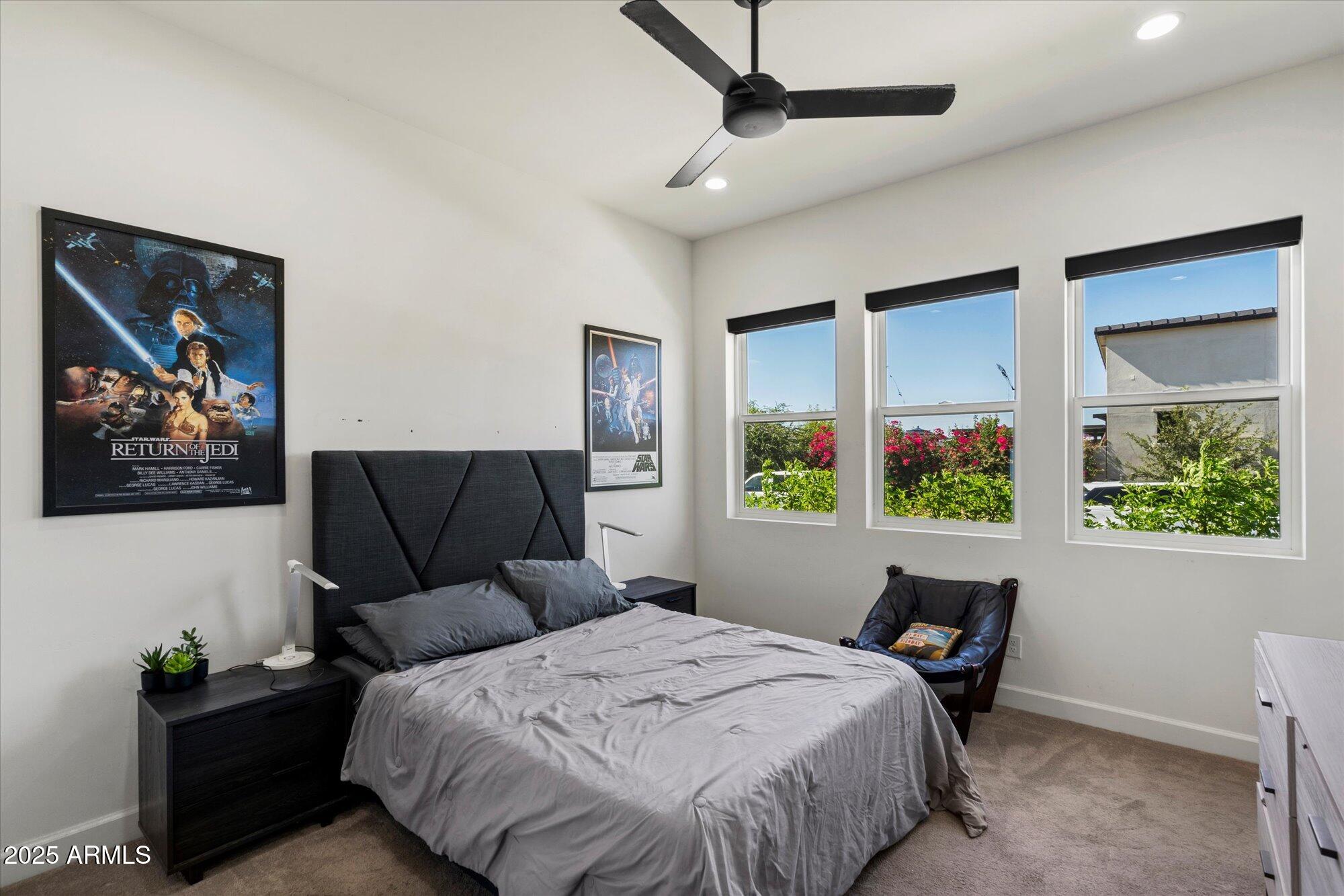 21985 E SUNSET Drive