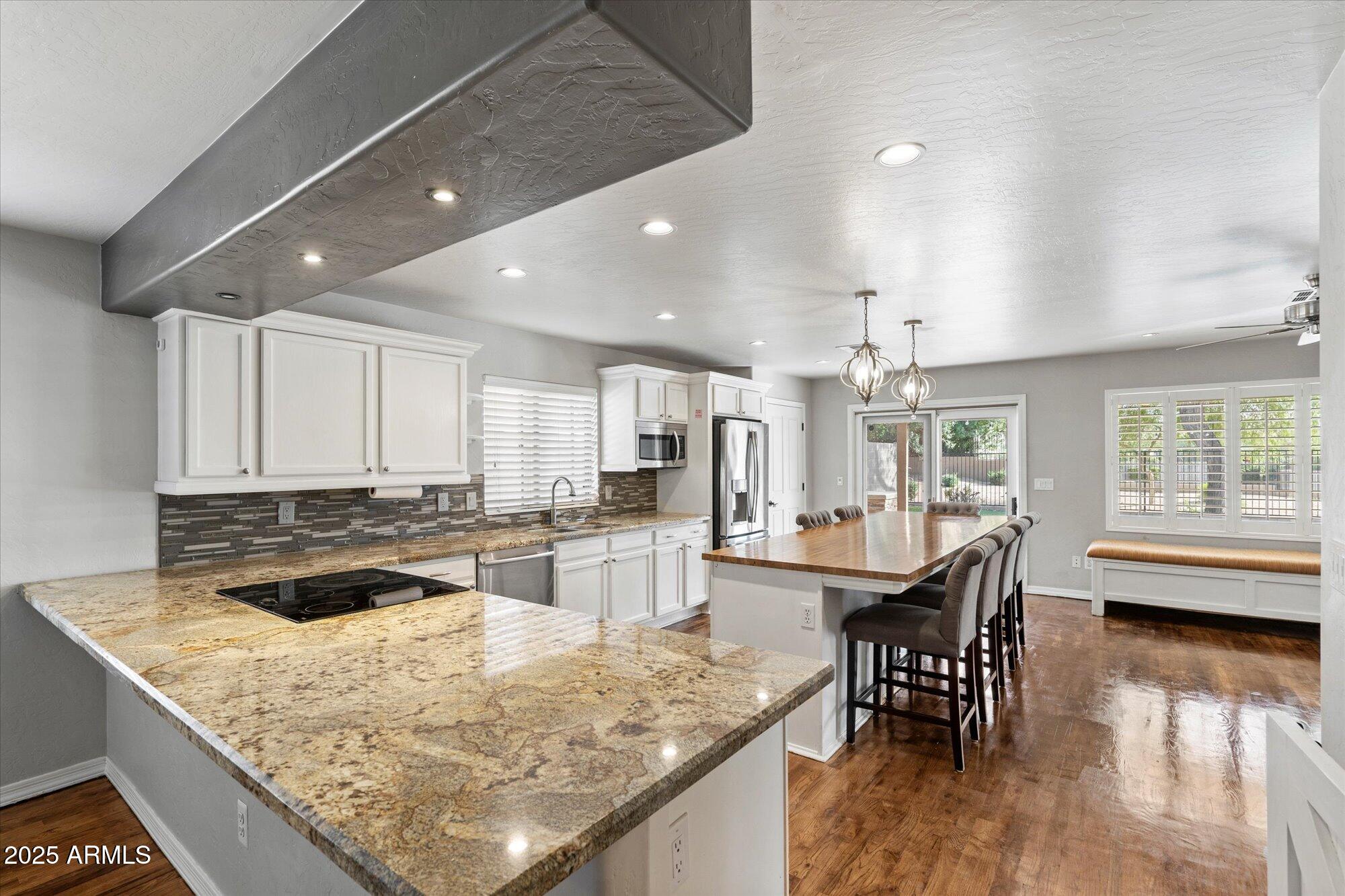 829 E POTTER Drive, Phoenix