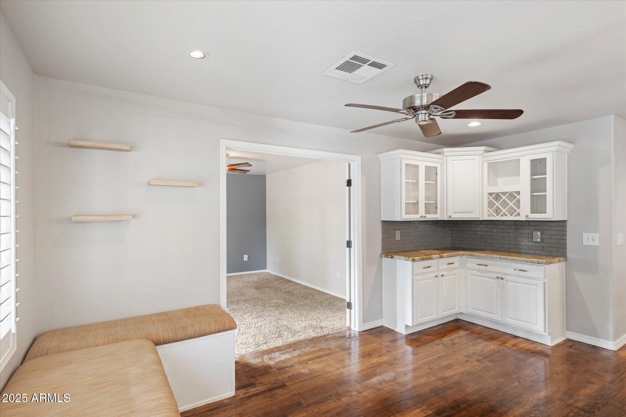 829 E POTTER Drive, Phoenix