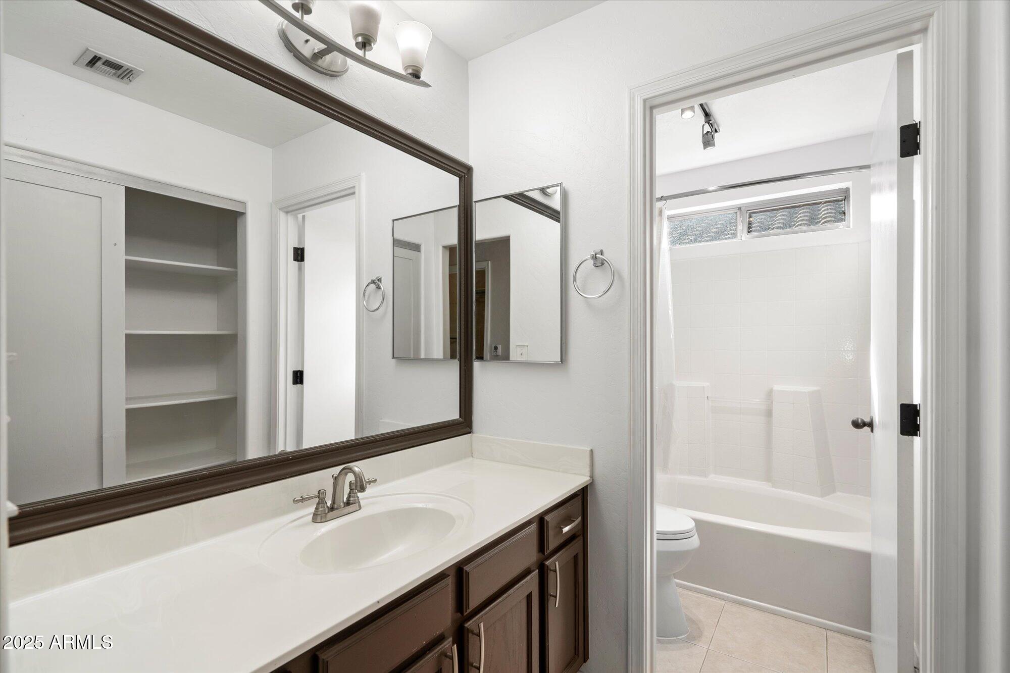 829 E POTTER Drive, Phoenix