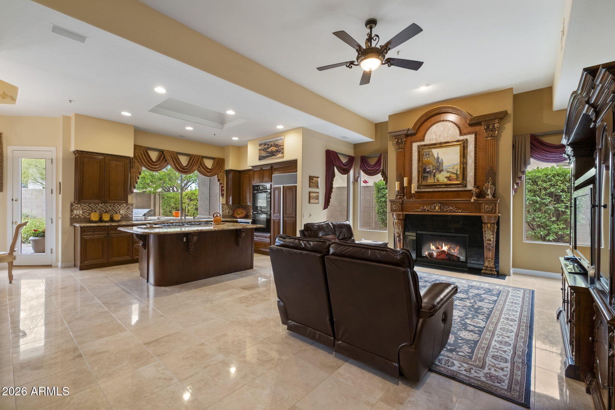 6860 E CRIMSON SKY Trail