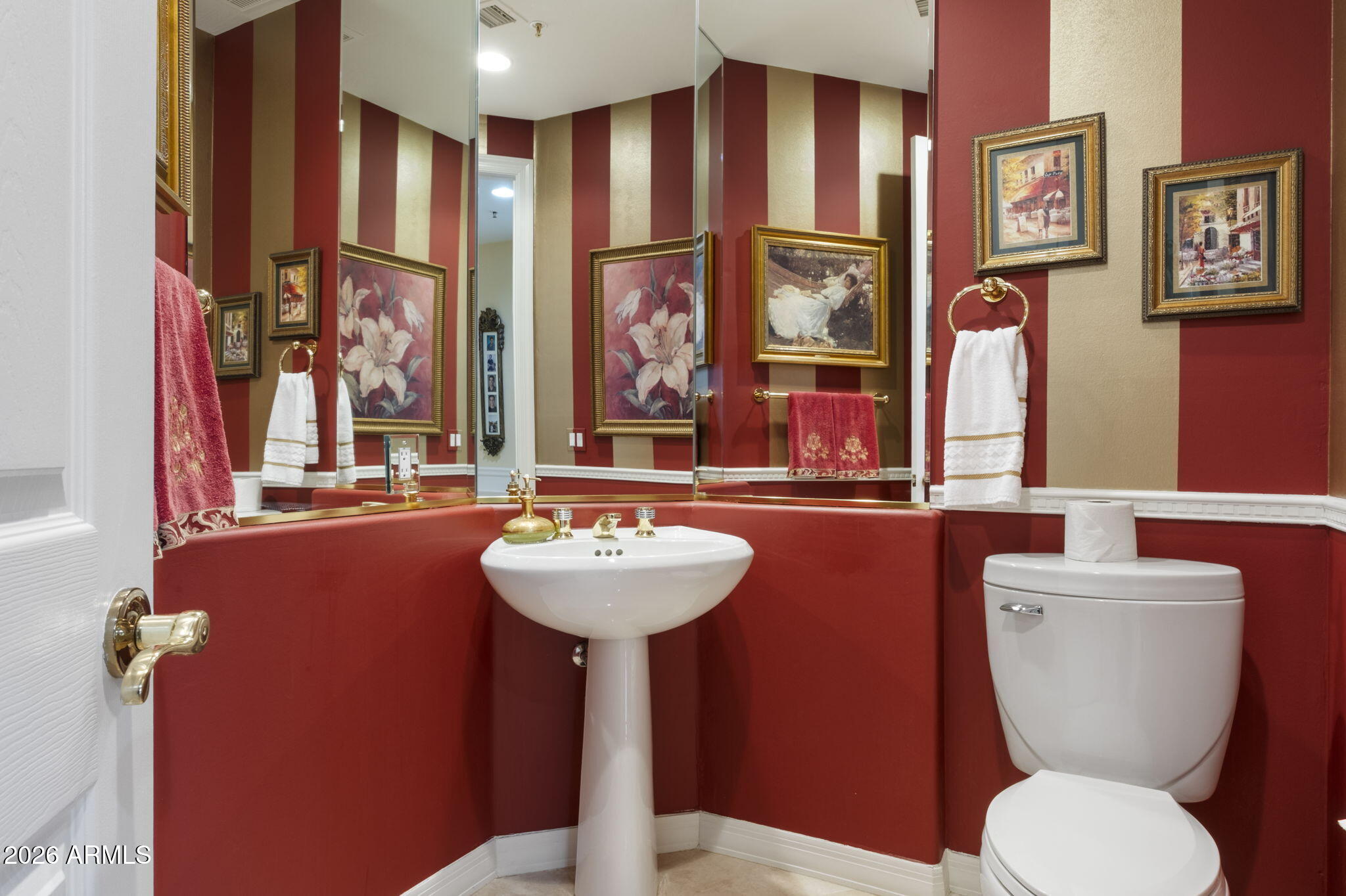 6860 E CRIMSON SKY Trail