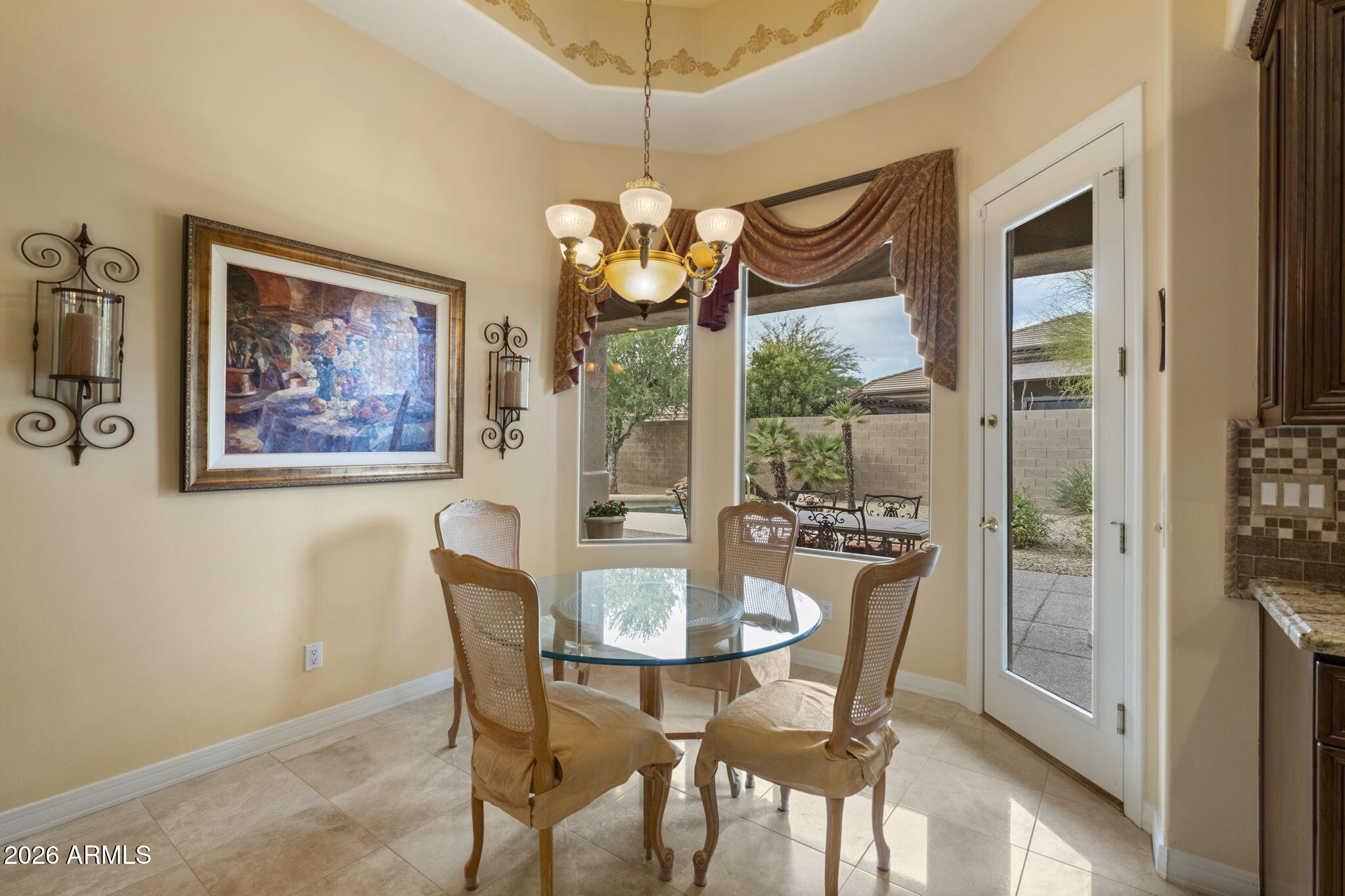 6860 E CRIMSON SKY Trail