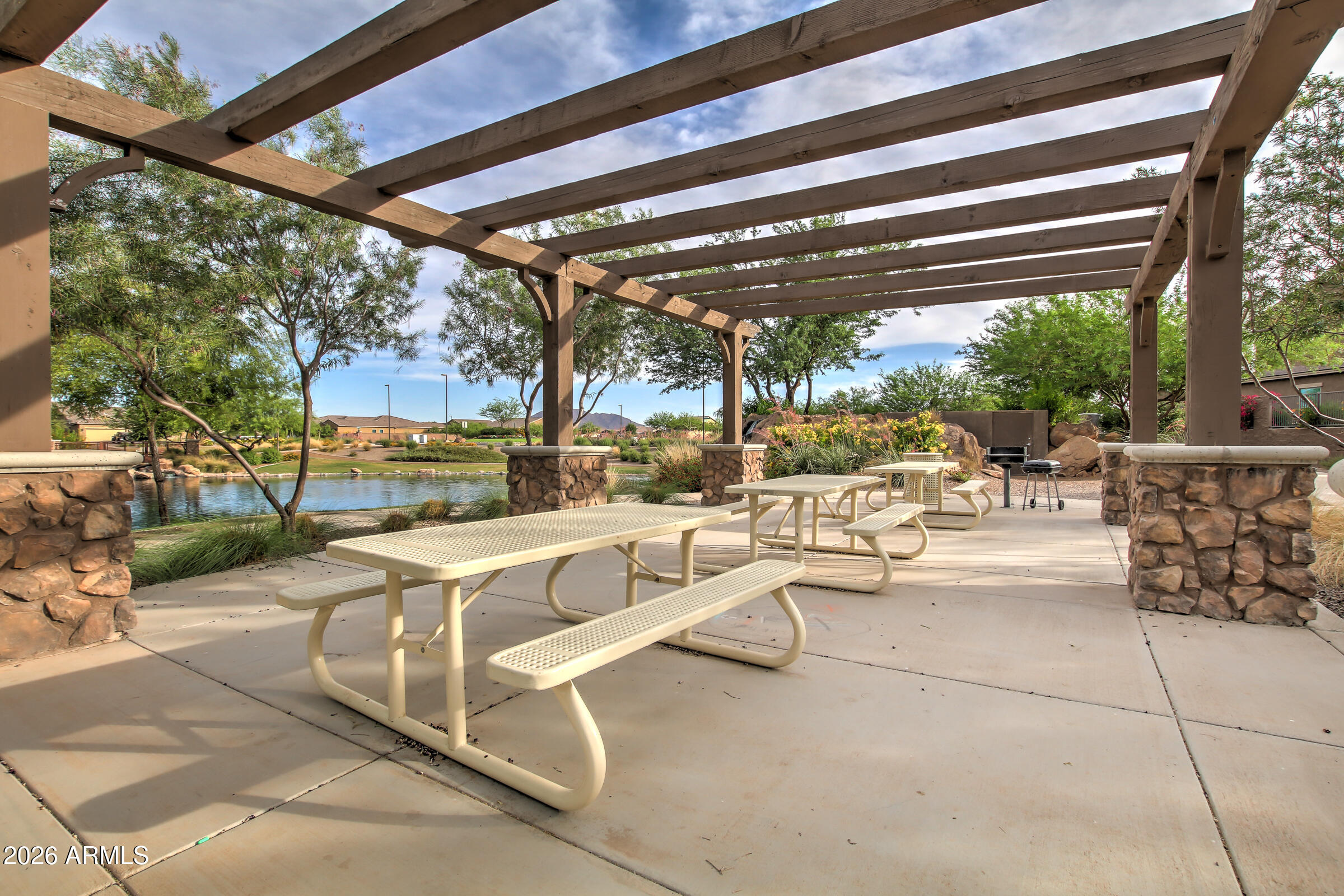 3691 E ALFALFA Drive