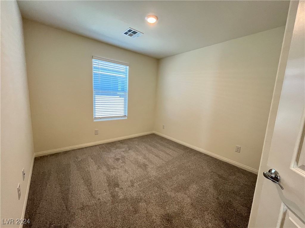 1149 Blue Lovebird Street