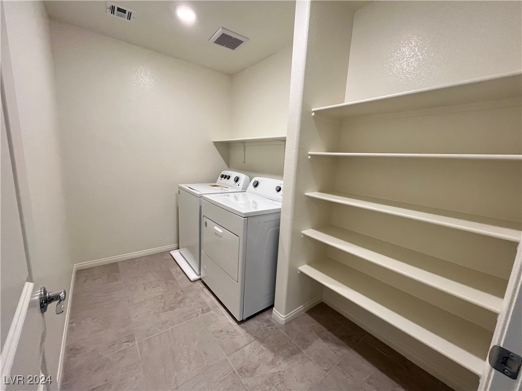 1149 Blue Lovebird Street