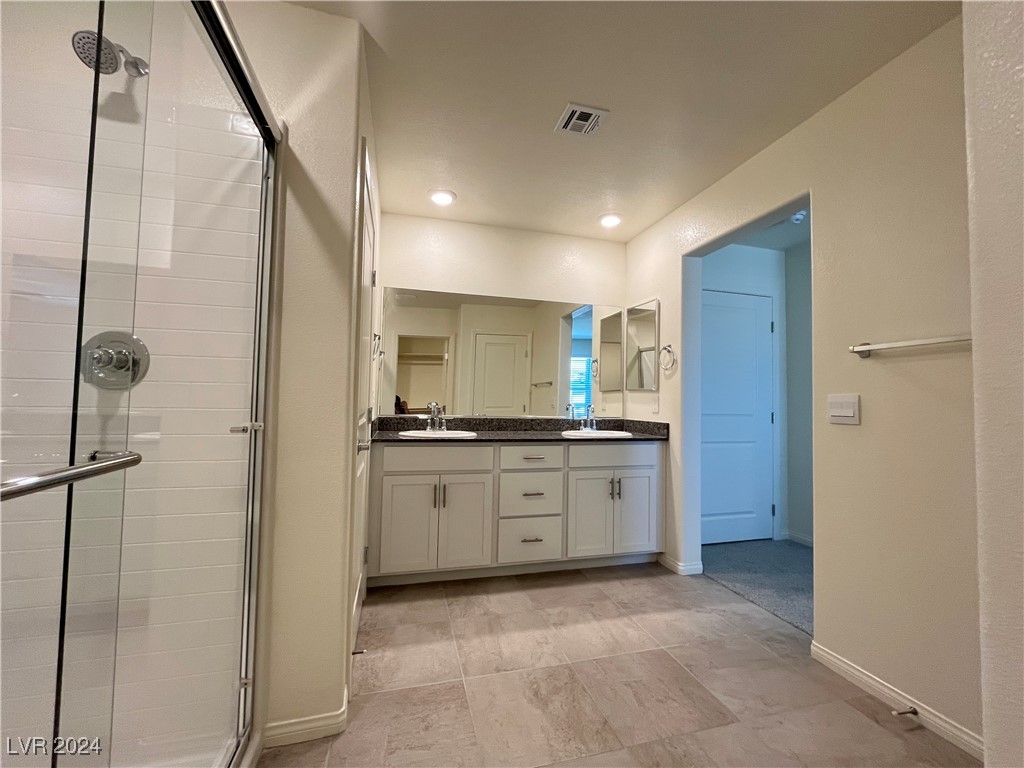 1149 Blue Lovebird Street