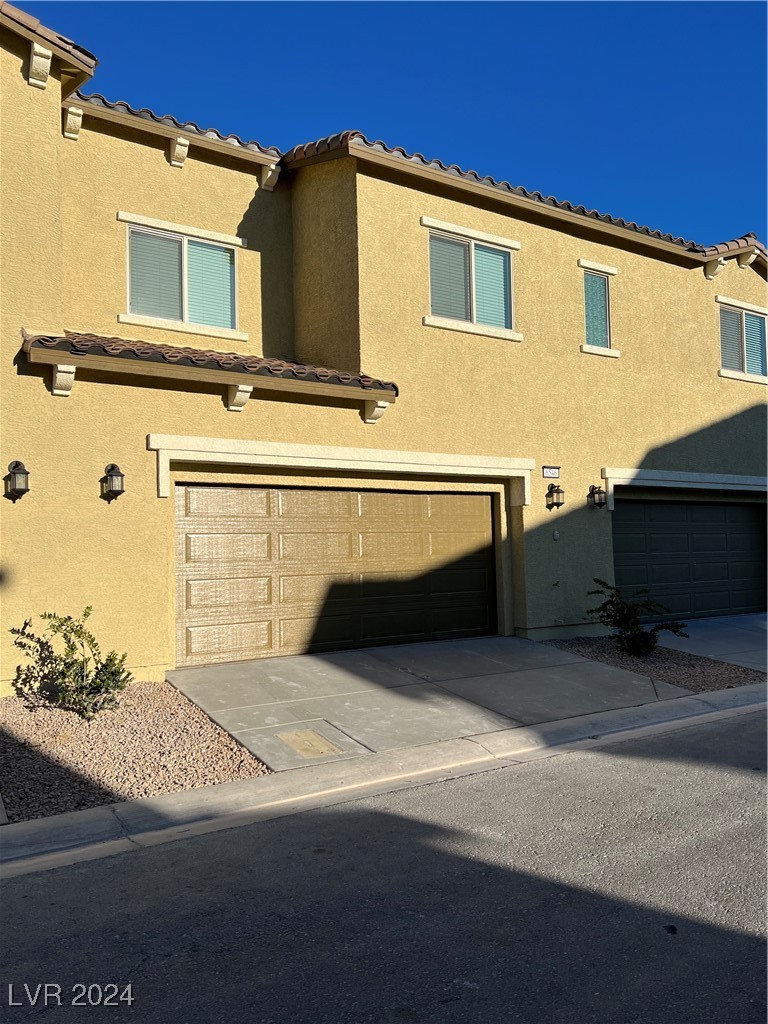 6546 Silver Estates Avenue