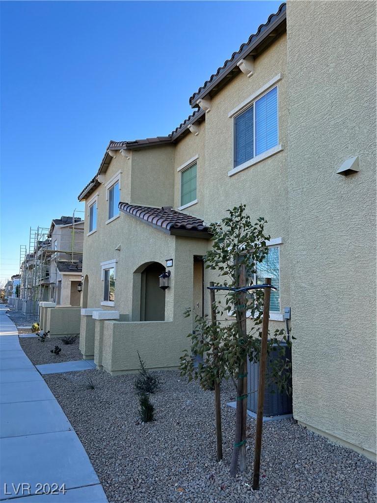 6546 Silver Estates Avenue