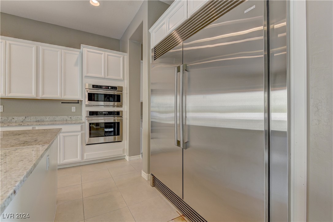 12104 Edgehurst Court