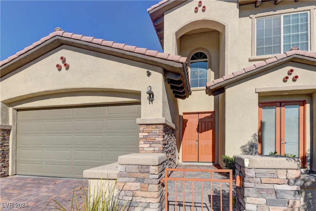 12104 Edgehurst Court