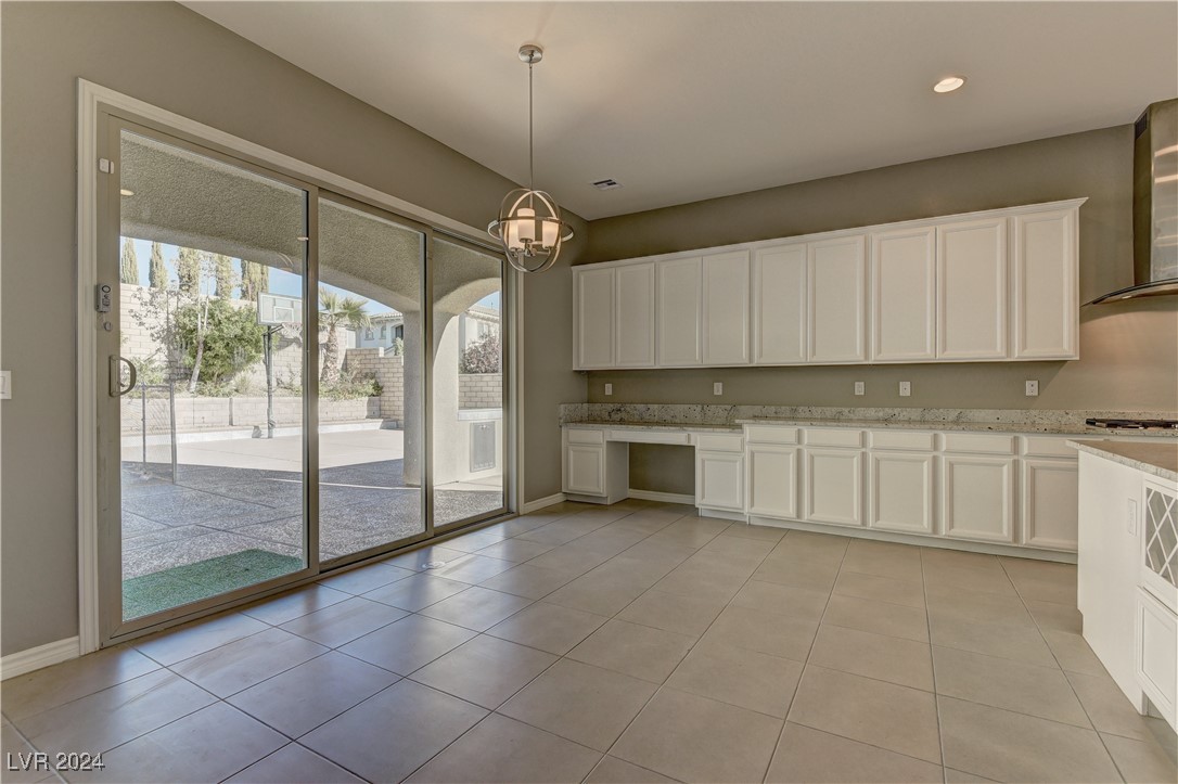 12104 Edgehurst Court