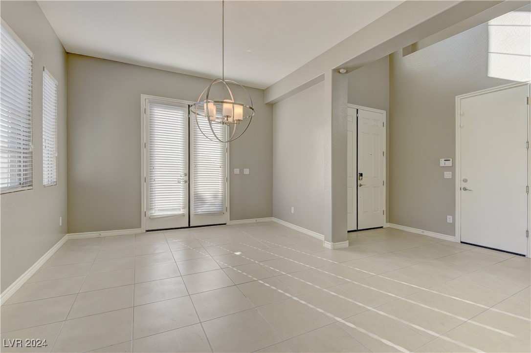 12104 Edgehurst Court
