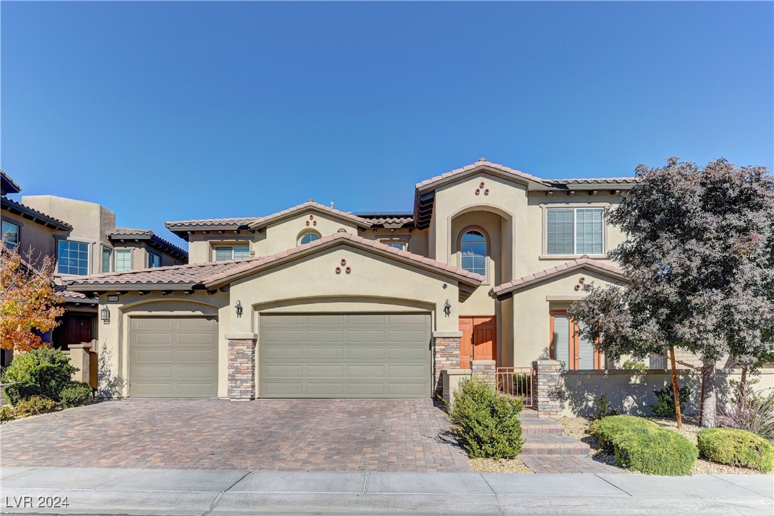 12104 Edgehurst Court