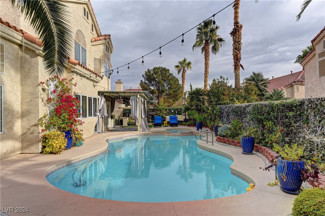 7629 Genesis Court