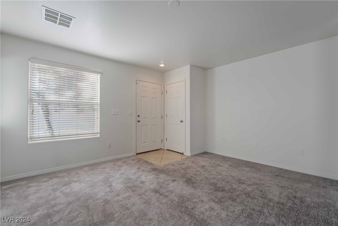 8266 Amphora Street
