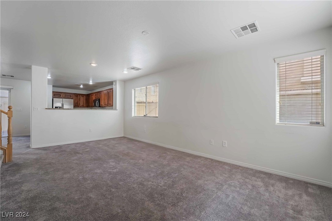 8266 Amphora Street