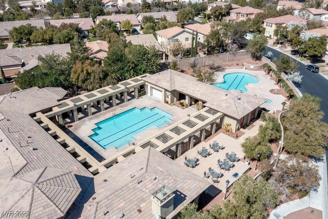 9464 Green Vineyard Avenue
