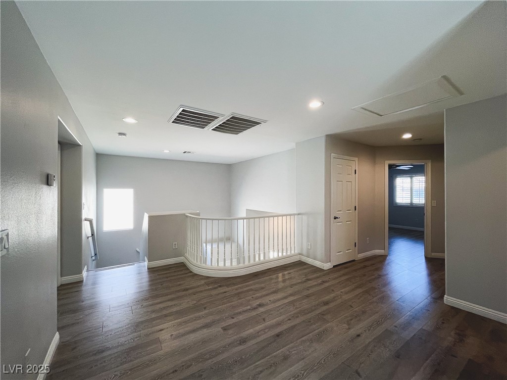 9464 Green Vineyard Avenue