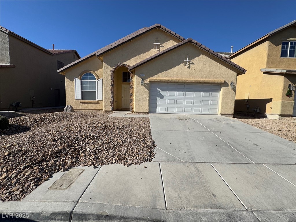 4821 Quartz Crest Street