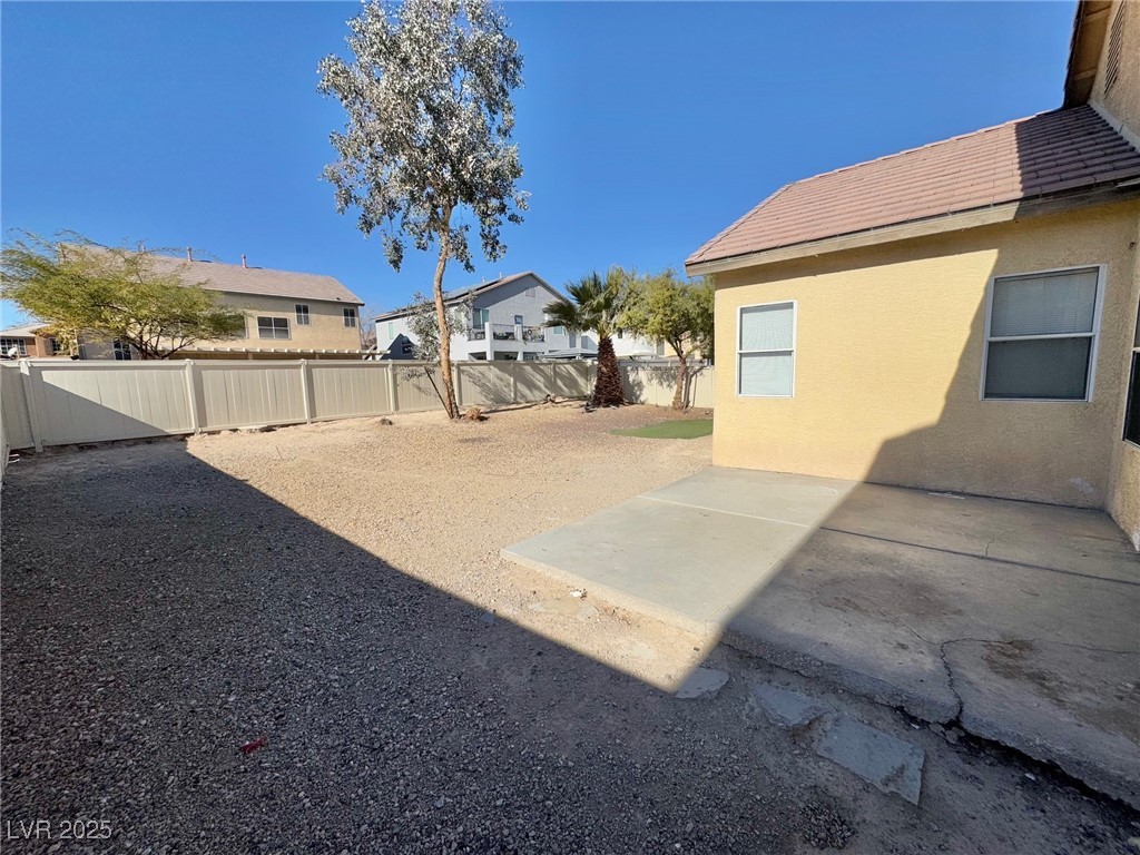 4821 Quartz Crest Street