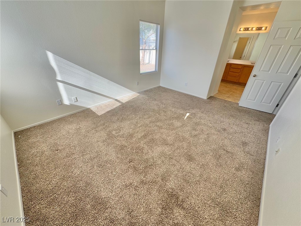 4821 Quartz Crest Street