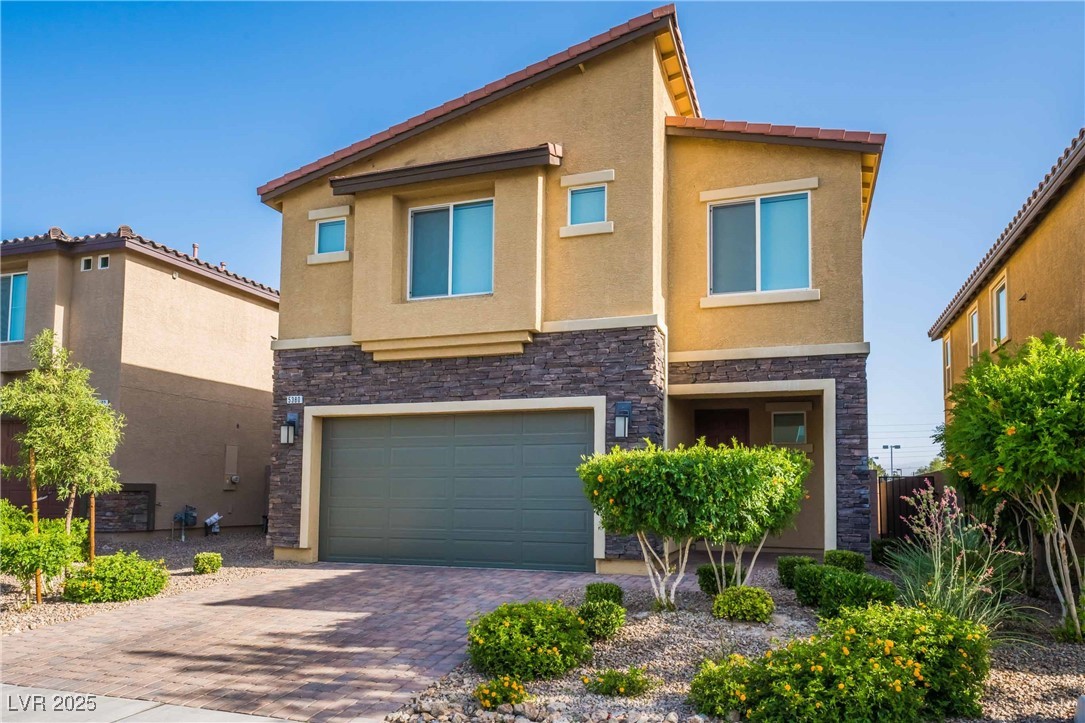 5380 Jade Crystal Avenue