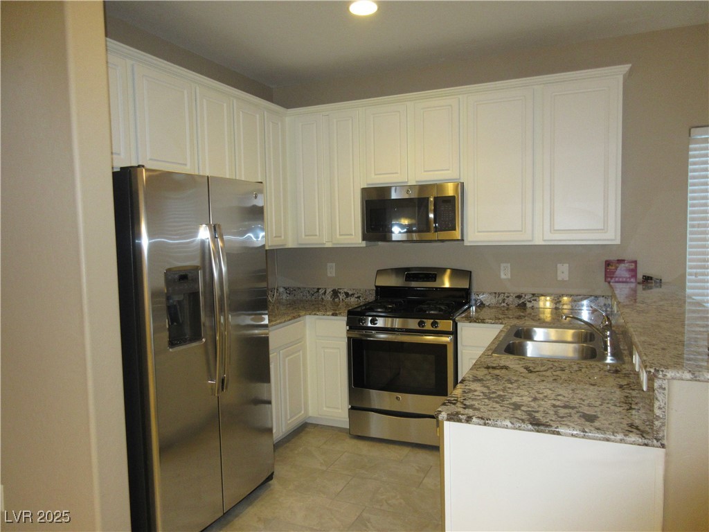 8928 Famous Alcove Court