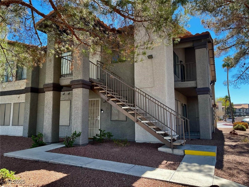 1575 West Warm Springs Road 123