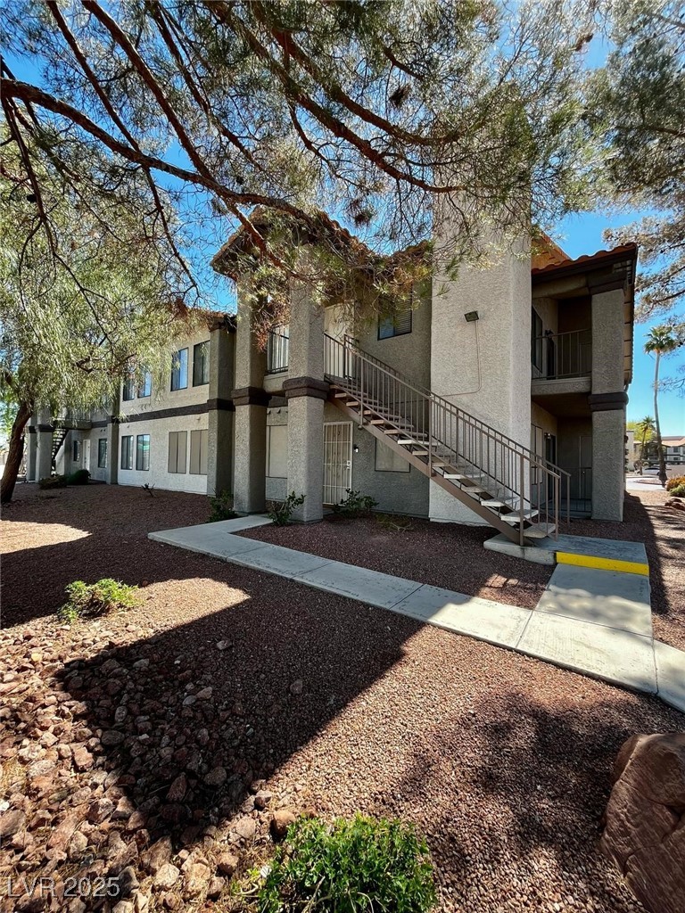 1575 West Warm Springs Road 123