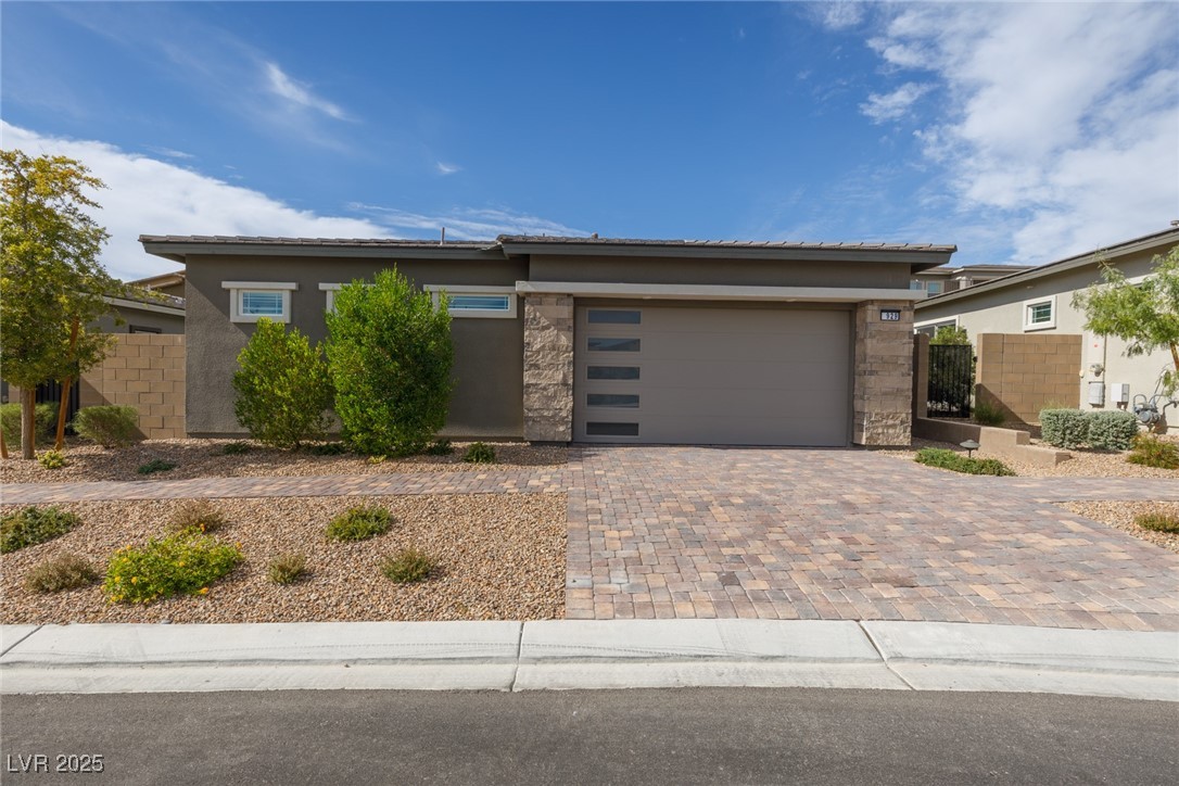929 Silverfir Court