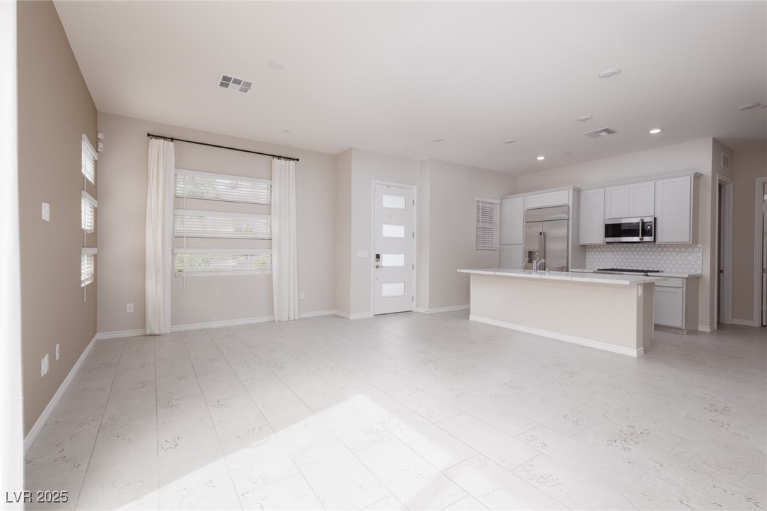 929 Silverfir Court