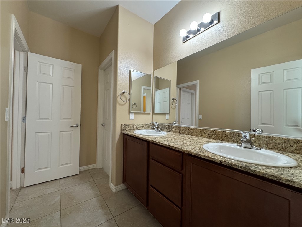 6176 Jennings Cove Court