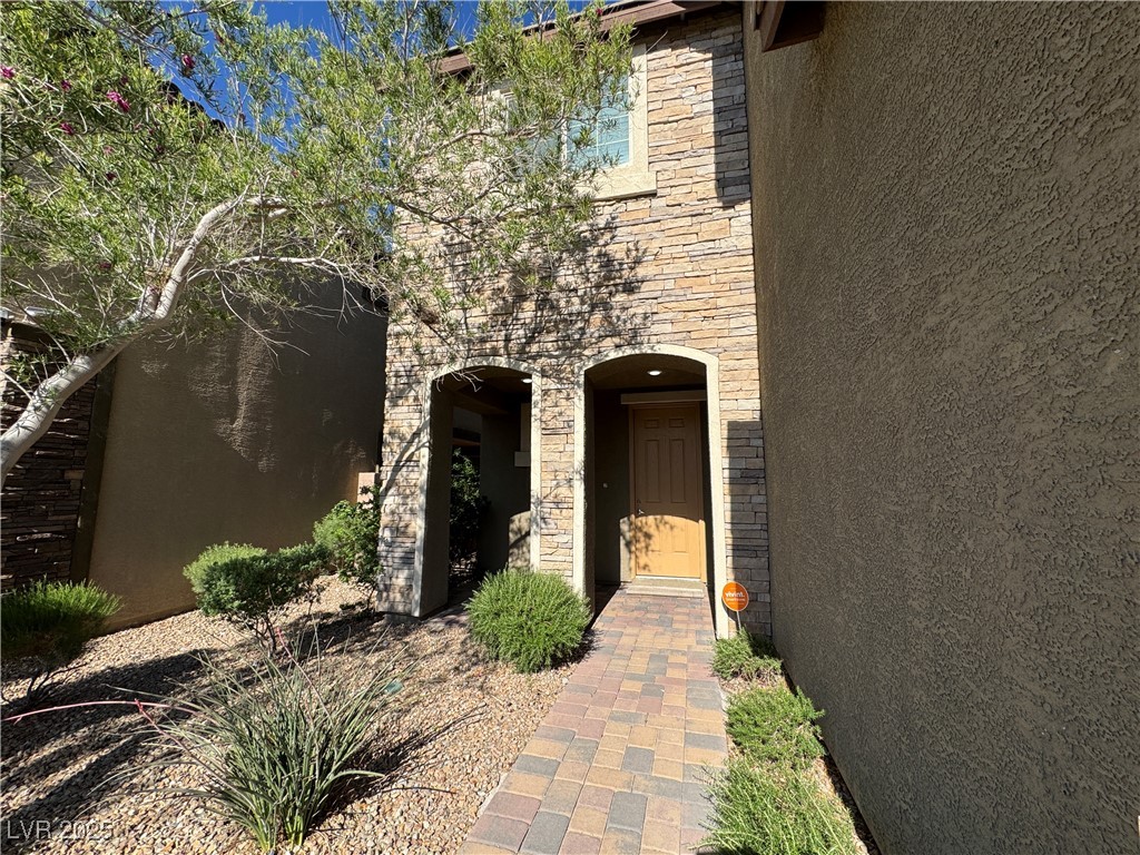 6176 Jennings Cove Court