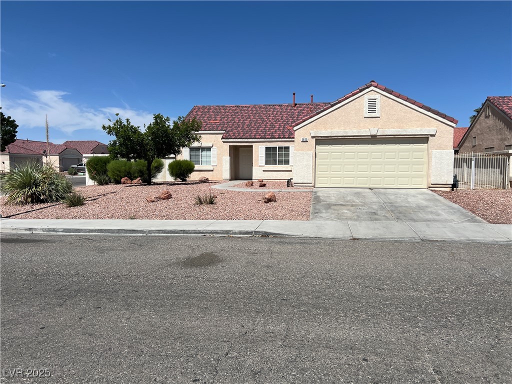 5825 COLEMAN Street -
