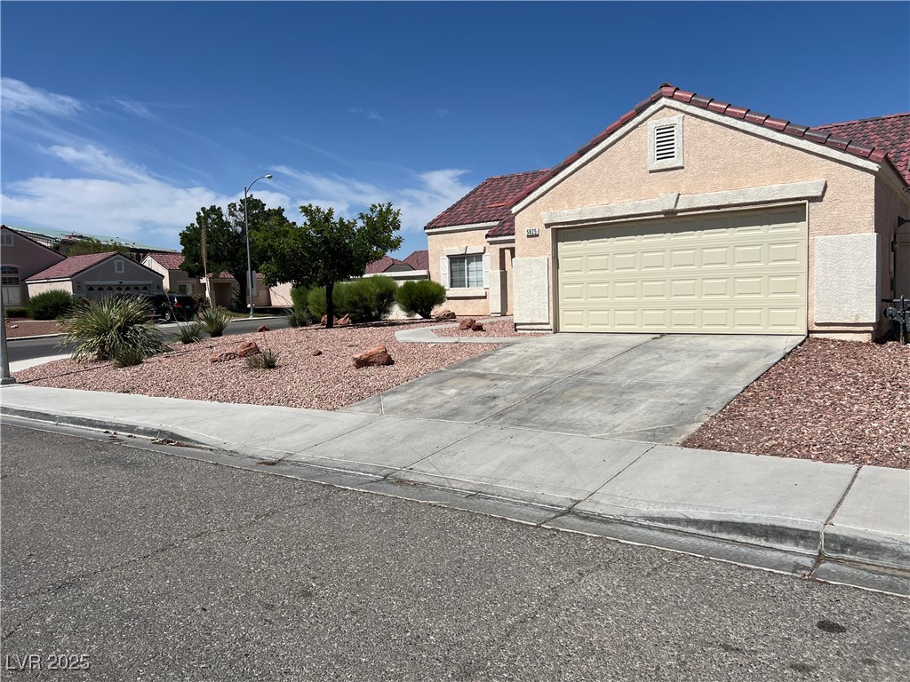 5825 COLEMAN Street -