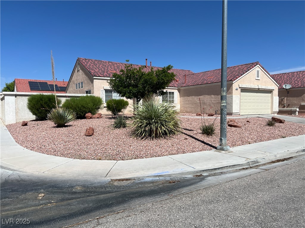 5825 COLEMAN Street -