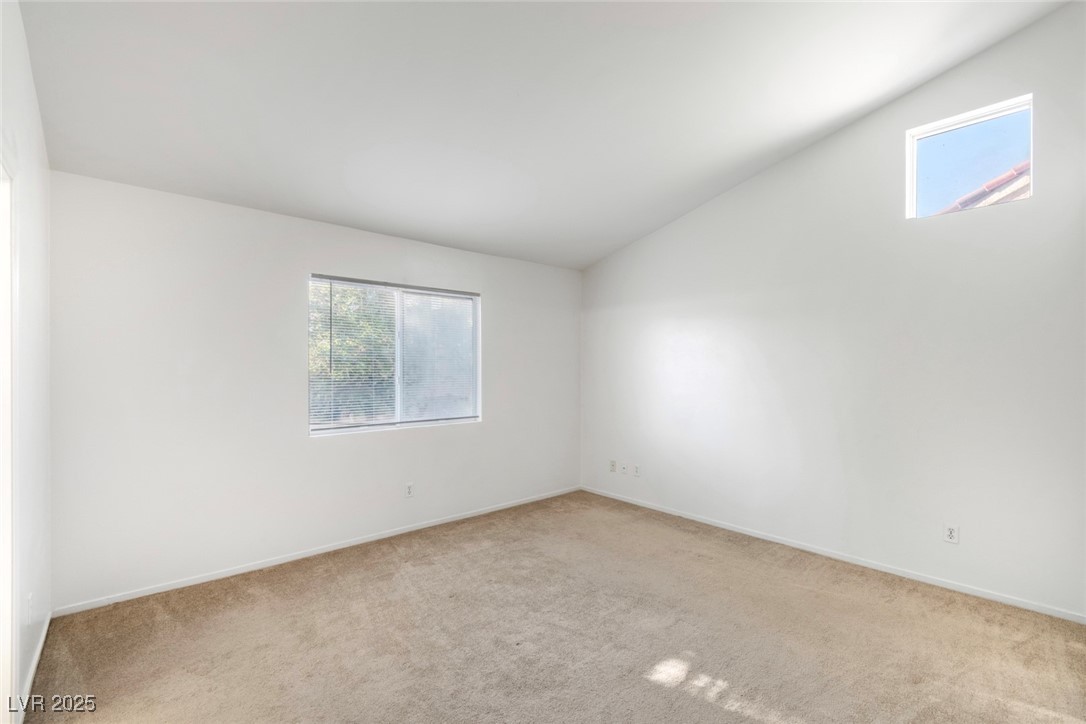 5825 COLEMAN Street -