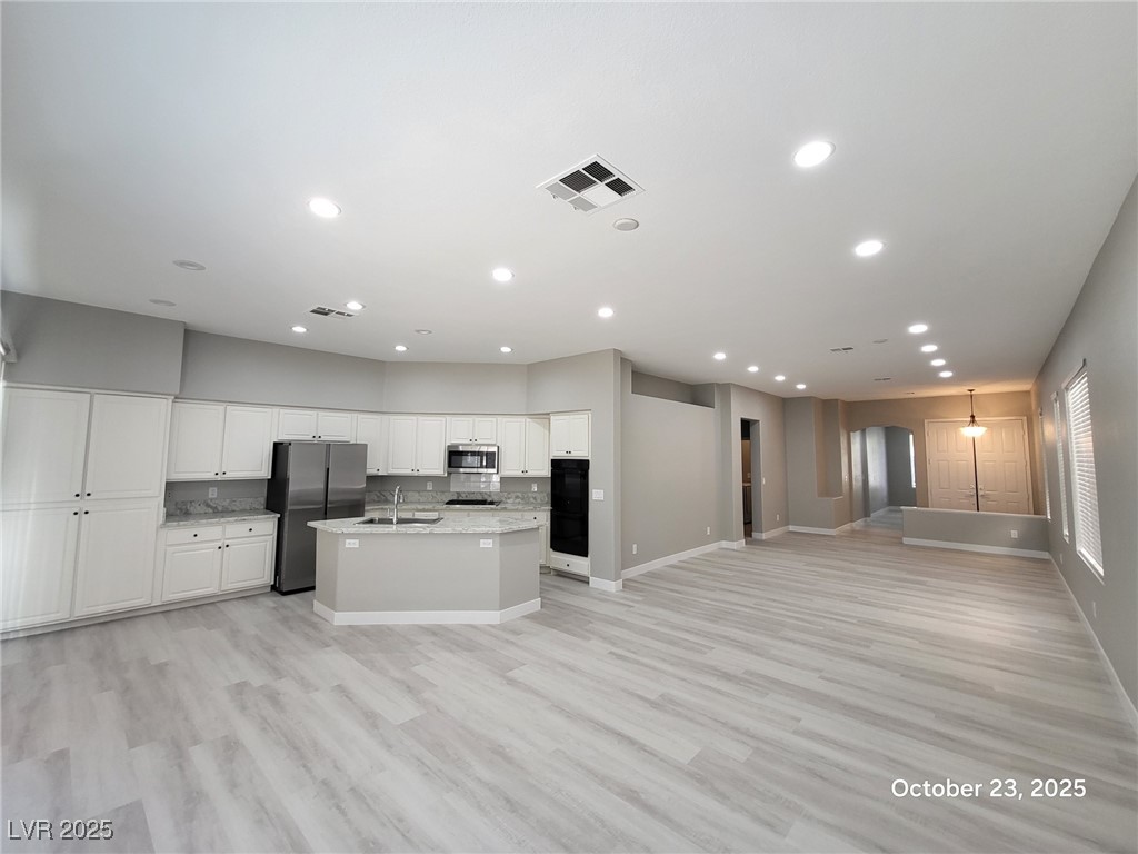 912 Cambridge Cross Place