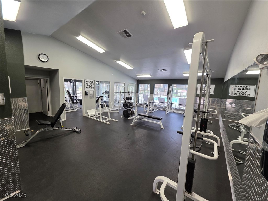 2200 South Fort Apache Road 1048