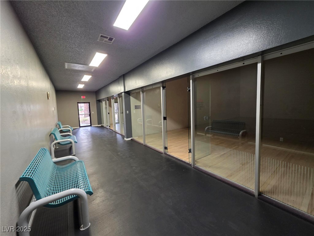 2200 South Fort Apache Road 1048