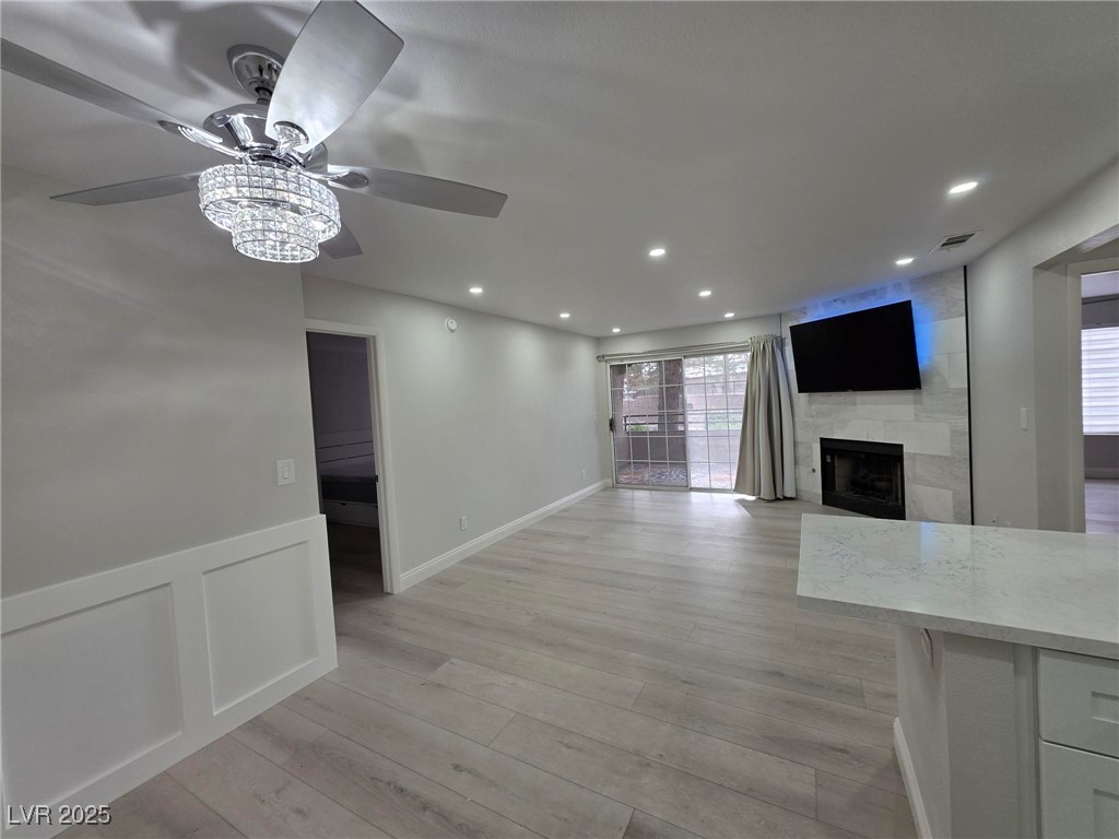2200 South Fort Apache Road 1048