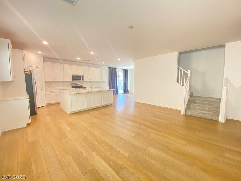 3995 Redwood Glen Court